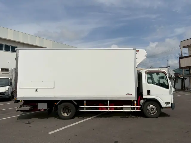 いすゞ エルフ TPG-NPR85N(2WD)の写真10