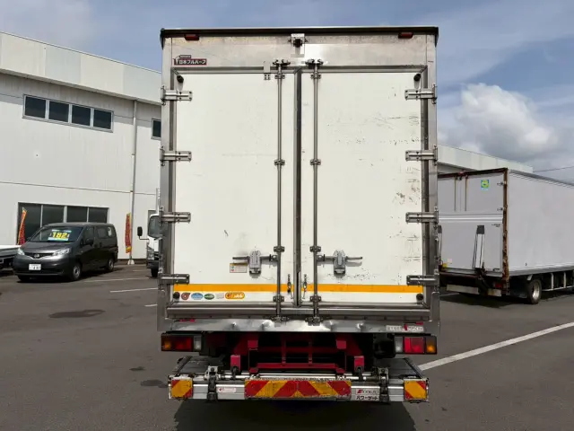 いすゞ エルフ TPG-NPR85N(2WD)の写真11