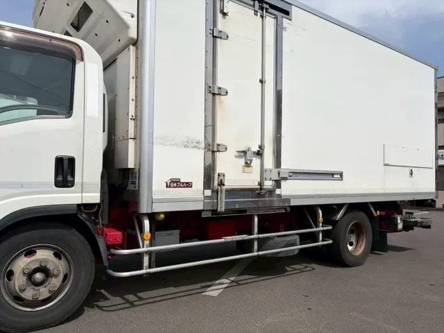 いすゞ エルフ TPG-NPR85N(2WD)の写真17