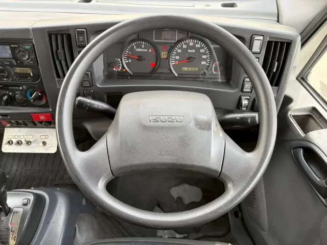 いすゞ エルフ TPG-NPR85N(2WD)の写真41