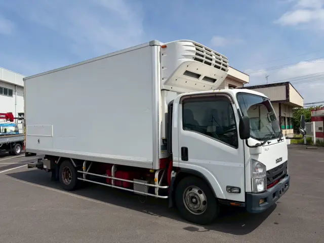 いすゞ エルフ TPG-NPR85N(2WD)の写真5