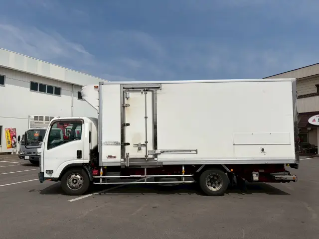 いすゞ エルフ TPG-NPR85N(2WD)の写真6