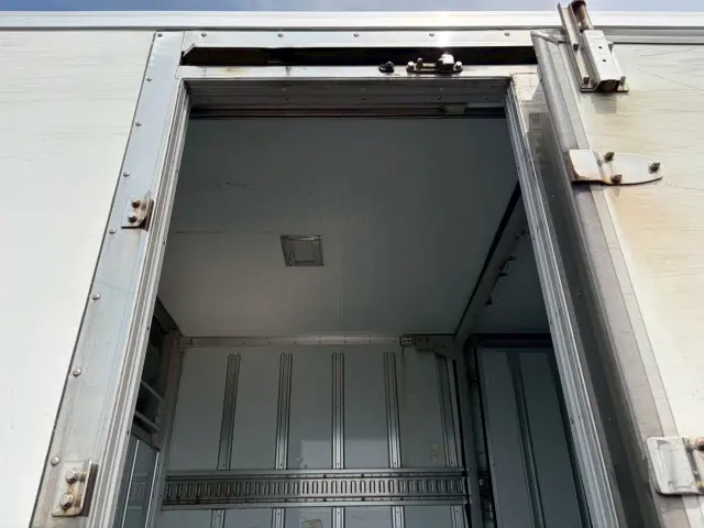 いすゞ エルフ TPG-NPR85N(2WD)の写真8