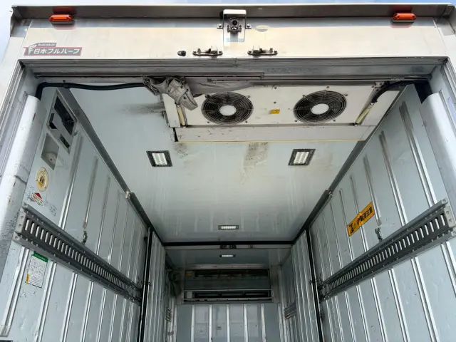 いすゞ エルフ TPG-NPR85N(2WD)の写真14