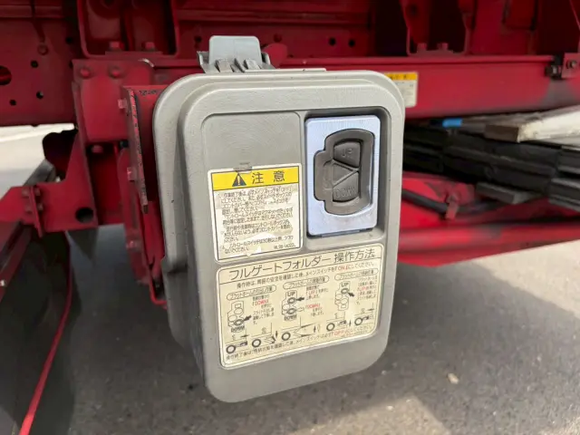 いすゞ エルフ TPG-NPR85N(2WD)の写真30