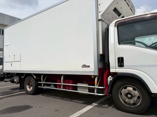 いすゞ エルフ TPG-NPR85N(2WD)の写真25