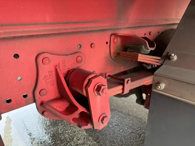 いすゞ エルフ TPG-NPR85N(2WD)の写真30