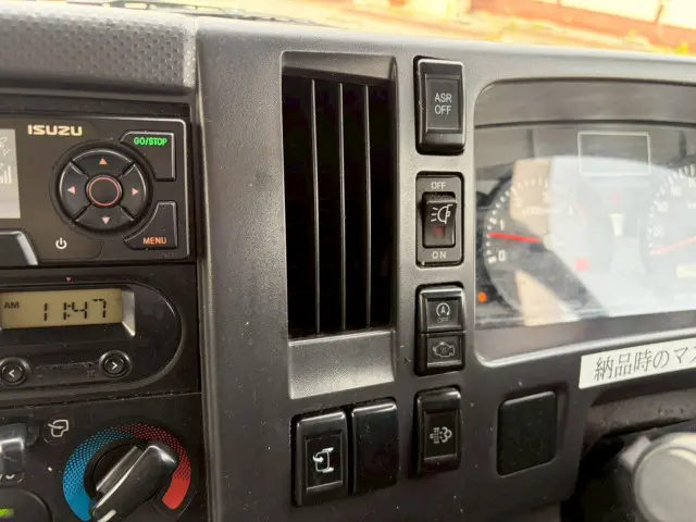 いすゞ エルフ TPG-NPR85N(2WD)の写真46