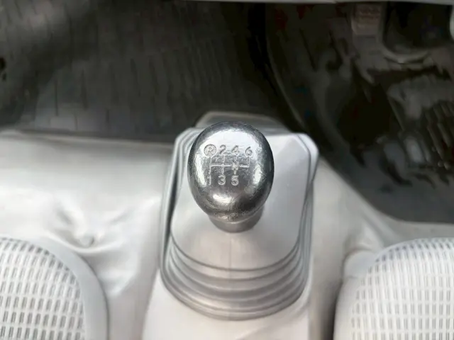 日野 デュトロ TKG-XZU712M(2WD)の写真42