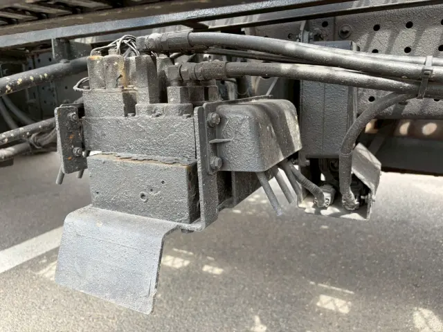 三菱 キャンター TPG-FEB80(2WD)の写真18