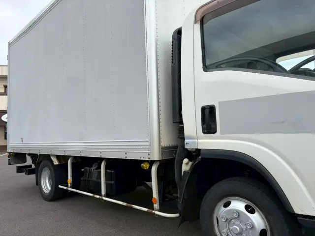 いすゞ エルフ TDG-NPS85AN(4WD)の写真21