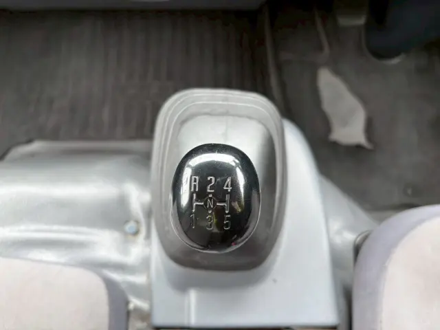いすゞ エルフ TDG-NPS85AN(4WD)の写真36