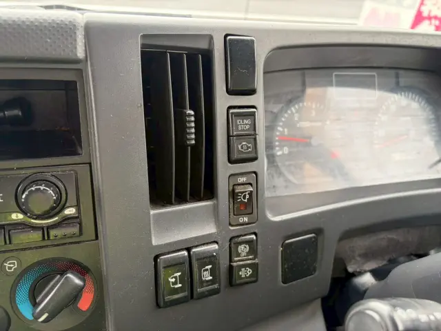 いすゞ エルフ TDG-NPS85AN(4WD)の写真43