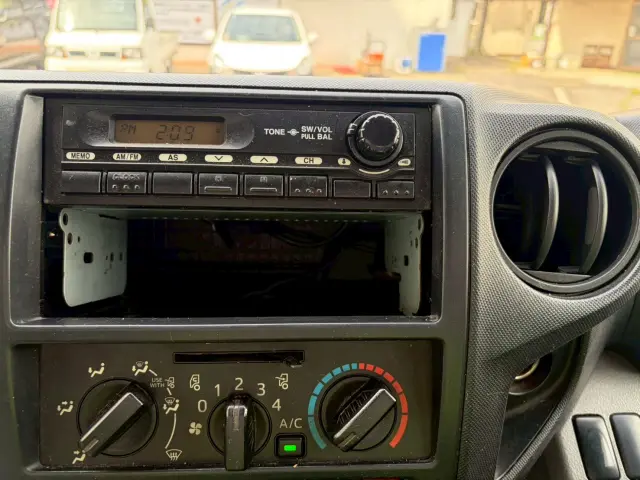 日野 デュトロ TKG-XZU710M(2WD)の写真44