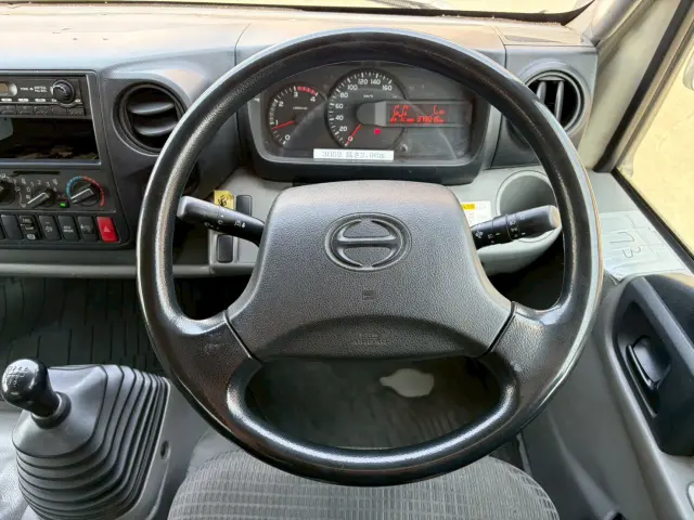 日野 デュトロ TKG-XZU710M(2WD)の写真46