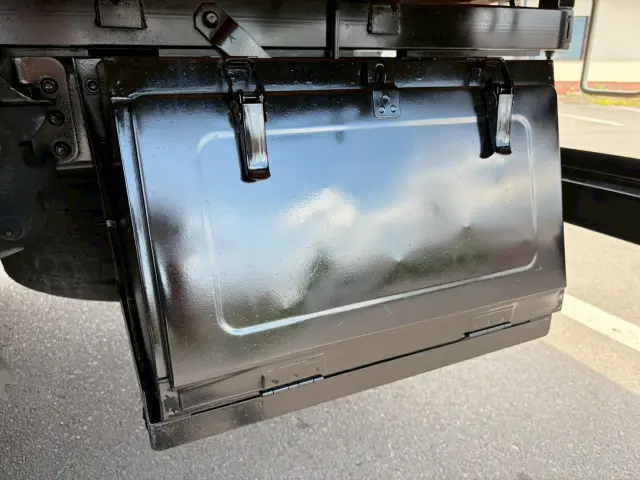 三菱 キャンター TPG-FEB80(2WD)の写真20