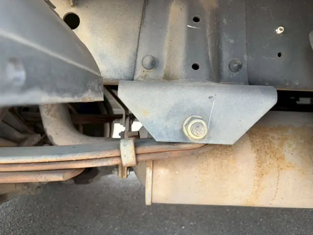 いすゞ エルフ KR-NKR81EA(2WD)の写真21