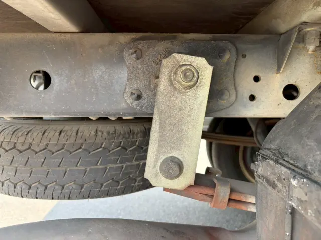 いすゞ エルフ KR-NKR81EA(2WD)の写真22