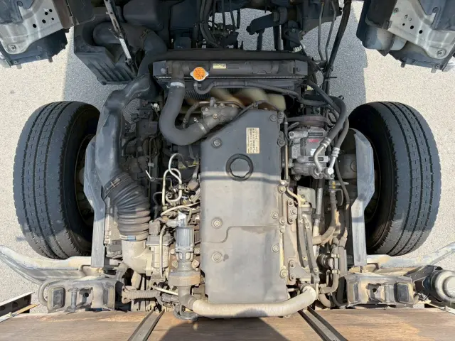いすゞ エルフ KR-NKR81EA(2WD)の写真26