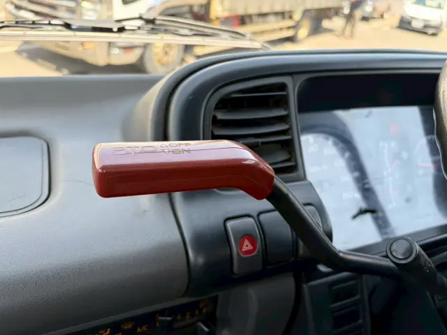 いすゞ エルフ KR-NPR72PR(2WD)の写真48
