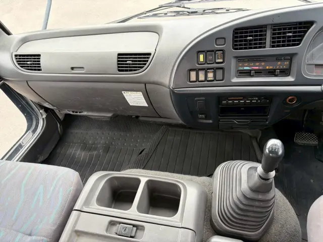 いすゞ フォワード PJ-FSR34K4S(2WD)の写真47