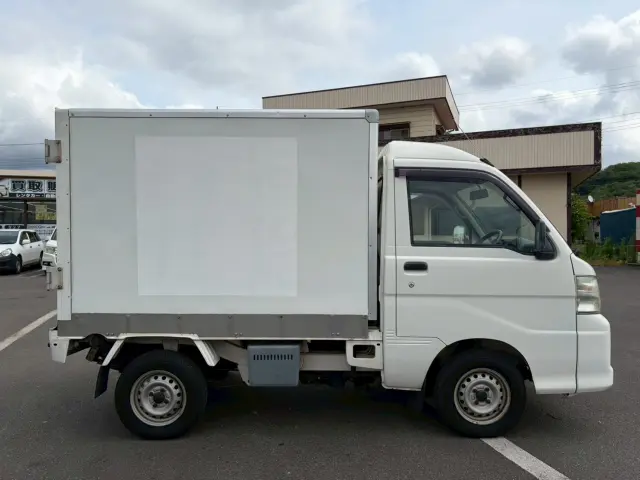 ダイハツ ハイゼットトラック LE-S200Pの写真9