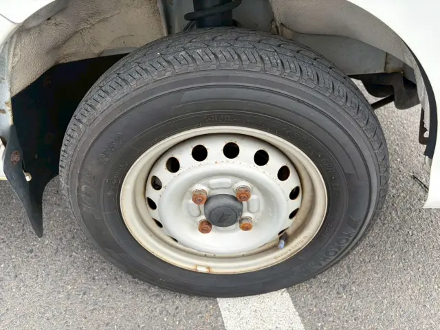 ダイハツ ハイゼットトラック LE-S200Pの写真34