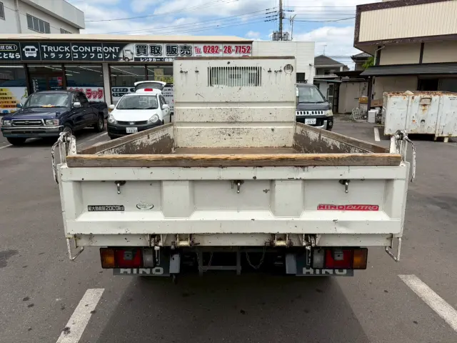 日野 デュトロ PB-XZU351T(2WD)の写真7