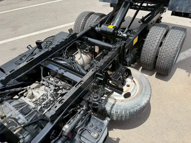 日野 デュトロ PB-XZU351T(2WD)の写真10