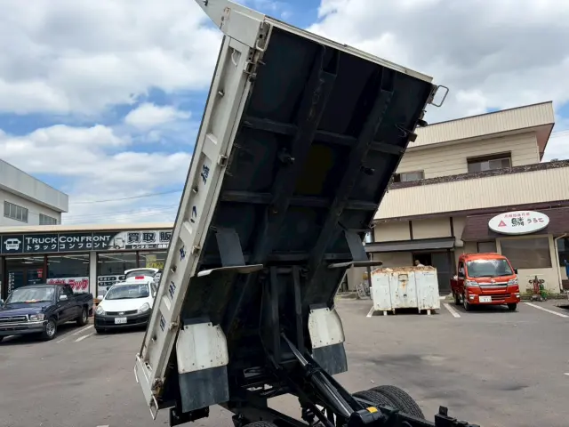 日野 デュトロ PB-XZU351T(2WD)の写真14