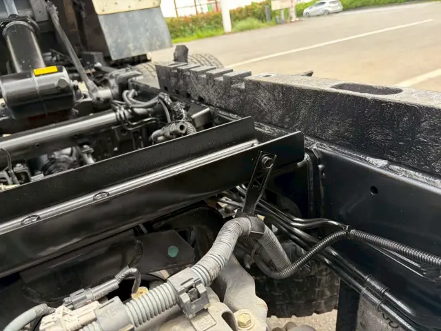 日野 デュトロ PB-XZU351T(2WD)の写真27
