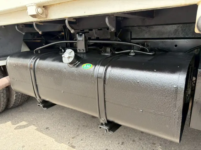 日野 デュトロ PB-XZU351T(2WD)の写真35