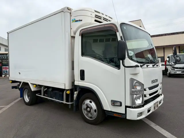いすゞ エルフ TPG-NLR85N(2WD)の写真4