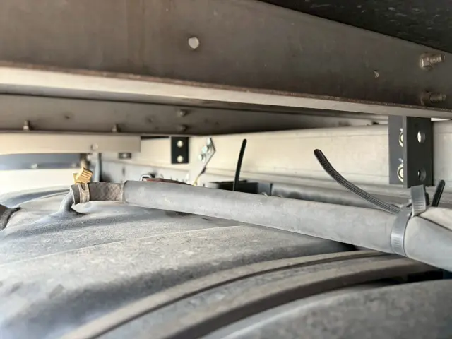 いすゞ エルフ TPG-NLR85N(2WD)の写真22