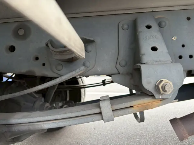 いすゞ エルフ TPG-NLR85N(2WD)の写真24