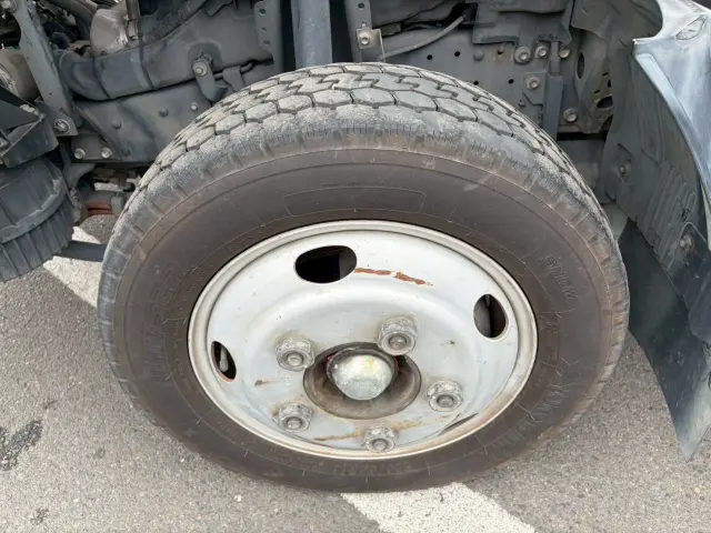 いすゞ エルフ TPG-NLR85N(2WD)の写真31