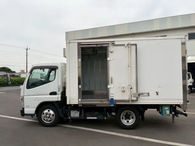 三菱 キャンター TKG-FEA50(2WD)の写真6