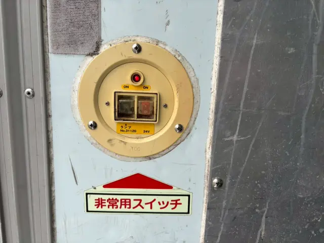 三菱 キャンター TKG-FEA50(2WD)の写真16