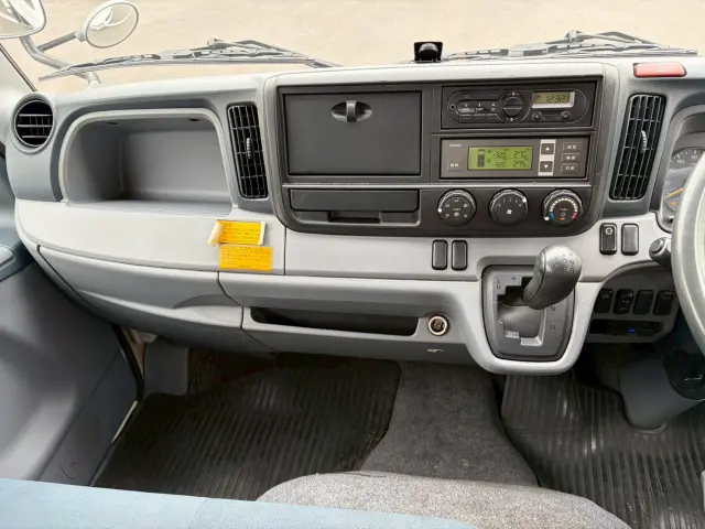 三菱 キャンター TKG-FEA50(2WD)の写真46