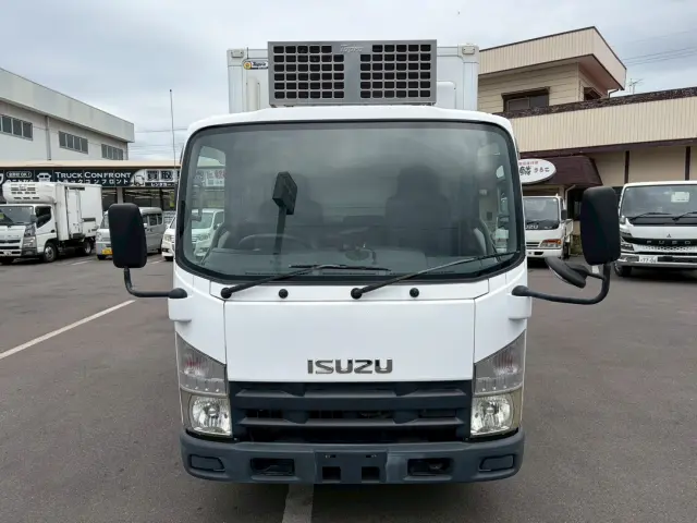 いすゞ エルフ BKG-NMR85AN(2WD)の写真2