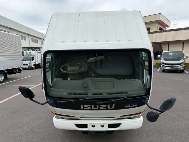 いすゞ エルフ U-NKR66EA(2WD)の写真3