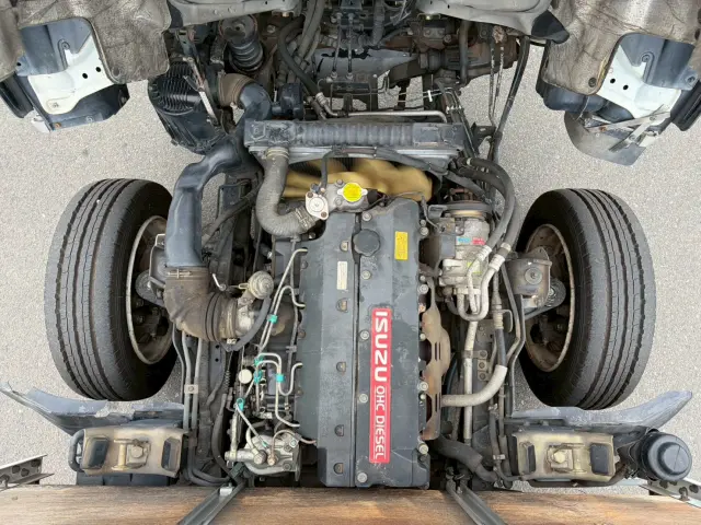 いすゞ エルフ U-NKR66EA(2WD)の写真26
