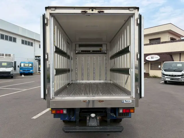 三菱 キャンター TPG-FBA50(2WD)の写真12