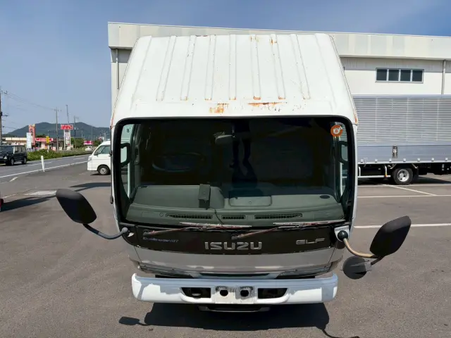 いすゞ エルフ KR-NKR81EA(2WD)の写真3