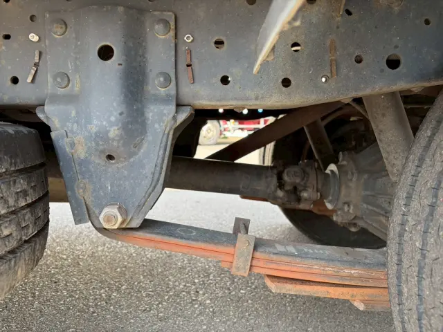 いすゞ エルフ KR-NKR81EA(2WD)の写真19