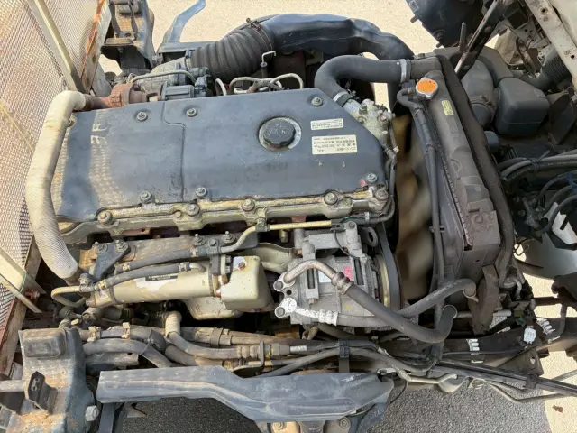 いすゞ エルフ KR-NKR81EA(2WD)の写真27