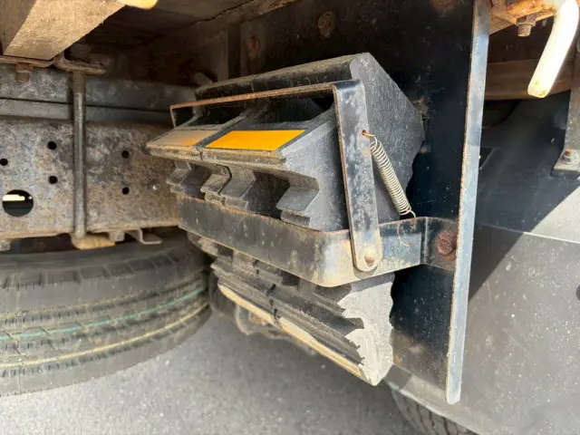 日野 デュトロ SKG-XZC605M(2WD)の写真27