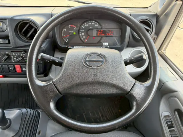 日野 デュトロ SKG-XZC605M(2WD)の写真36