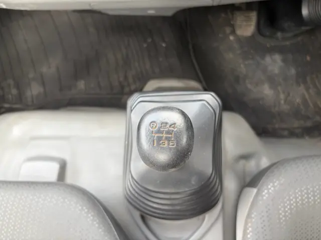日野 デュトロ SKG-XZC605M(2WD)の写真38