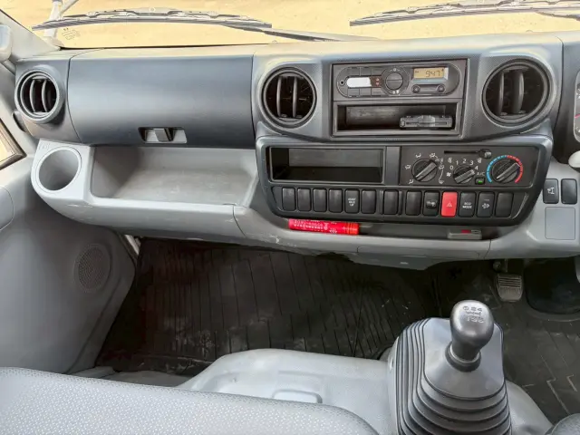 日野 デュトロ SKG-XZC605M(2WD)の写真41
